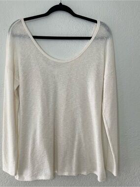 Studio Y Long Sleeve White Scoop Neck Sweater Chiffon Bow Back Women’s Medium